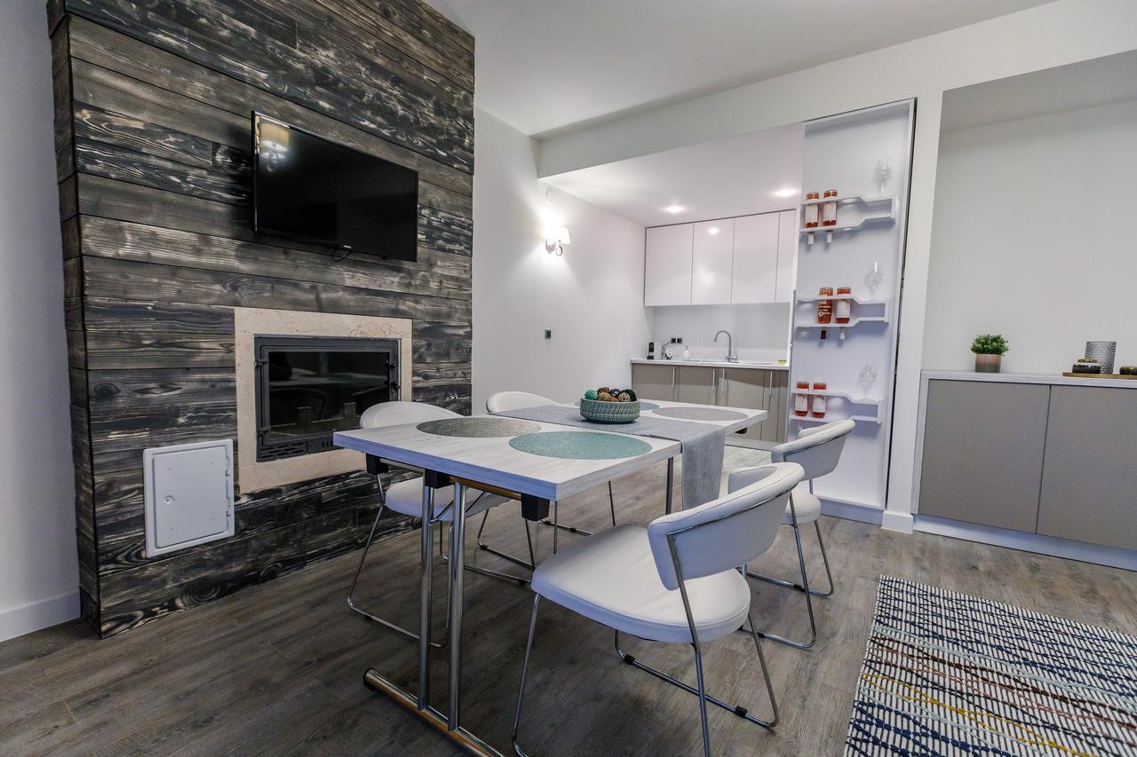 Pine Woods Apartment A43 In Silver Mountain ポイアナ・ブラショフ エクステリア 写真